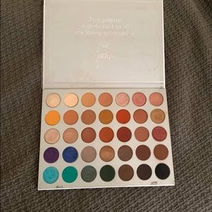 Jaclyn Hill X Morphe palette
